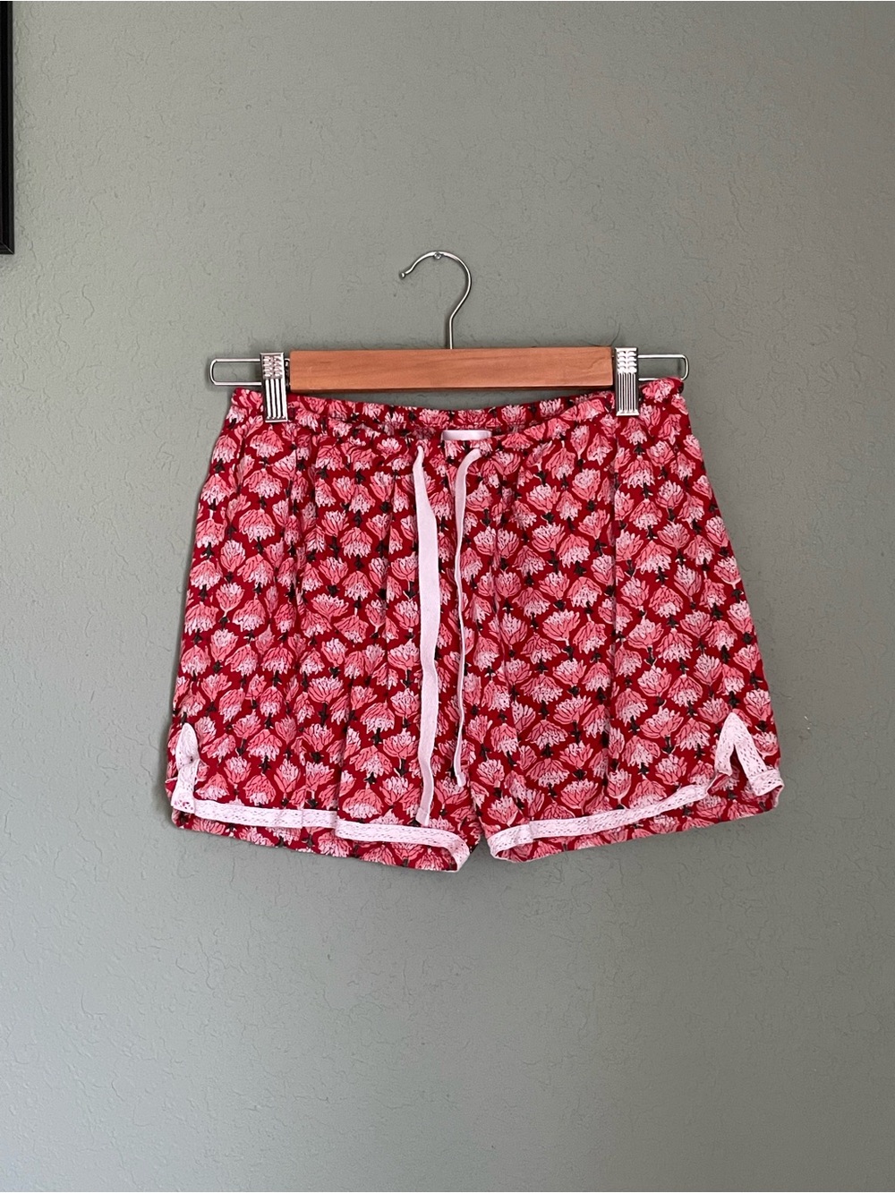 Red Cotton Pajama Short from Signals 7 Days of Sleep Shorts Size Small